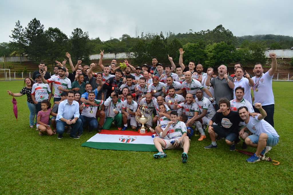 Em jogo emocionante, Rui Barbosa é campeão da 2ª divisão da Larm (COM FOTOS)