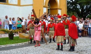 Procissão da Via Sacra marca Sexta-Feira da Paixão em Morro da Fumaça