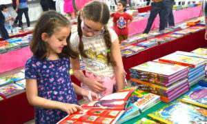 Morro da Fumaça abre 5ª edição da Feira da Livro