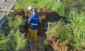 Morro da Fumaça Saneamento conserta vazamento de grandes proporções