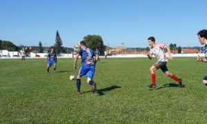 Rui Barbosa vence pelas semifinais da categoria júnior do regional da Larm