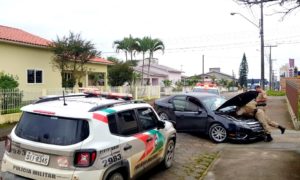 Motorista com sinais de embriaguez é detido após acidente