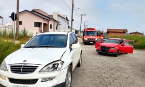 Corpo de Bombeiros atende colisão no Bairro Esperança