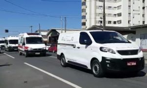 Em Morro da Fumaça, homenagem a servidor da saúde que morreu de Covid-19 (VÍDEO)