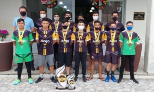 Sub-14 de Morro da Fumaça é campeão do Campeonato Anjos do Futsal