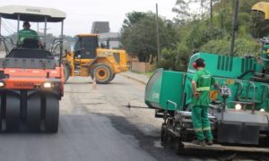 Rua Urussanga parcialmente interditada para melhorias na Rodovia Tranquilo Sartor