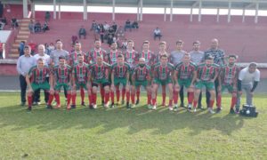 Sub-18 do Rui Barbosa vence e time principal é goleado no Regional da Larm