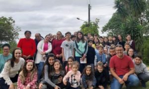 Encontro de famílias encerra novenas da Capela Nossa Senhora Aparecida