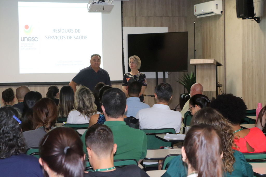 Colaboradores da Unesc iniciam o ano com capacitações