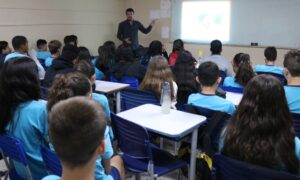 Defesa Civil na Escola prepara estudantes para serem cidadãos atentos em Morro da Fumaça