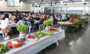 Paella beneficente da Associação Mãos do Bem é sucesso de público