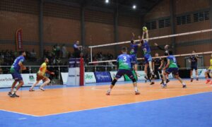 VOA Morro da Fumaça estreia no Campeonato Estadual de Vôlei com vitória