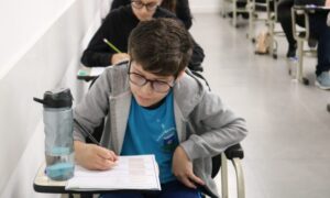 Estudantes de Morro da Fumaça participam da segunda fase do Prêmio Acic de Matemática