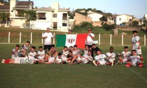 Sub-17 do Rui Barbosa/FME Morro da Fumaça está na final do Regional da LUD