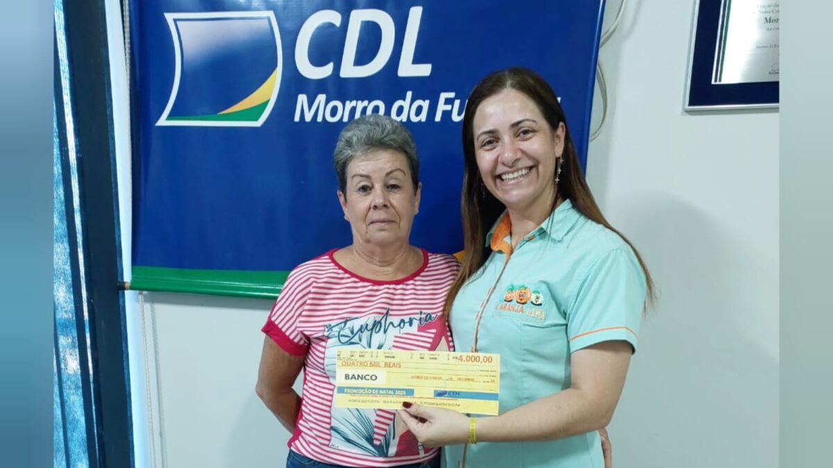 Ganhadores da Promoção de Natal da CDL retiram prêmios