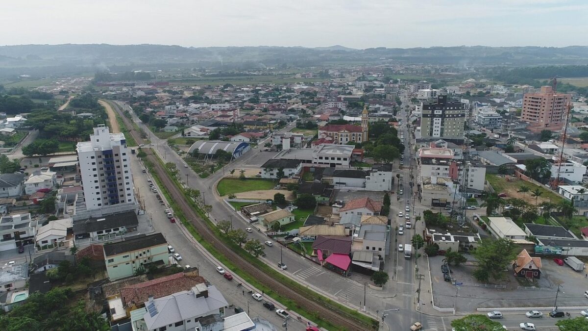 Audiência pública para discutir possíveis mudanças nas regras de zoneamento urbano e condomínios