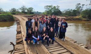 No Dia Mundial do Meio Ambiente, alunos do Projeto Defesa Civil na Escola participam de saída de campo