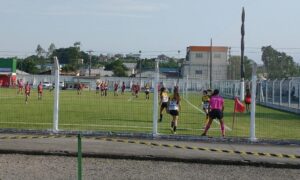 Time feminino do Criciúma Esporte Clube vence jogando no Estádio do Rui Barbosa
