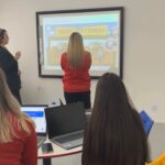 Centro Educacional Davi apresenta lousa digital na semana pedagógica