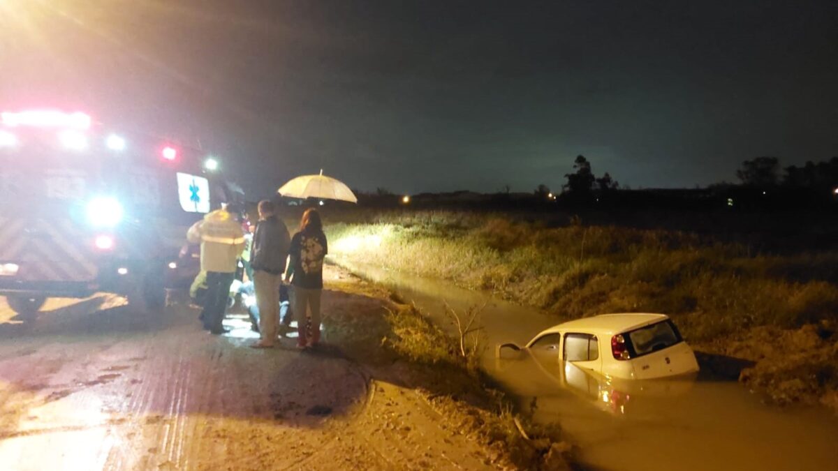 Idoso é socorrido após sair da pista no Picadão Paladini