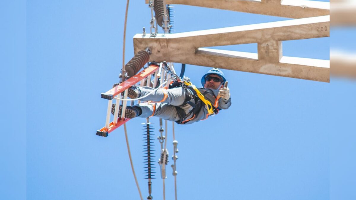 Cermoful realiza treinamento prático em torres de quase 40 metros de altura