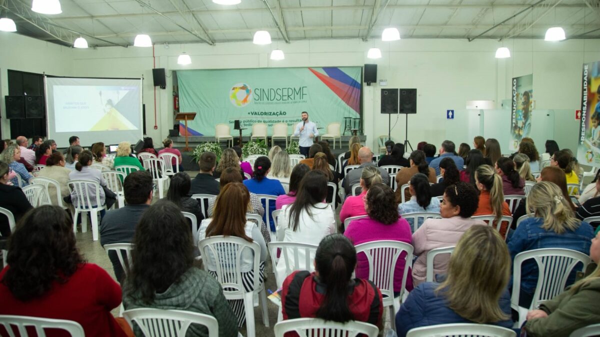 Sindicato comemora sucesso do 2º Seminário de Integração dos Servidores Públicos