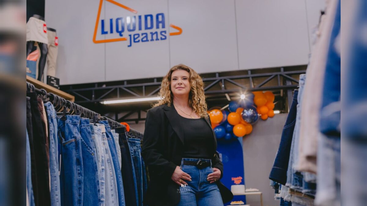 Liquida Jeans comemora um ano com lançamento da nova coleção primavera/verão