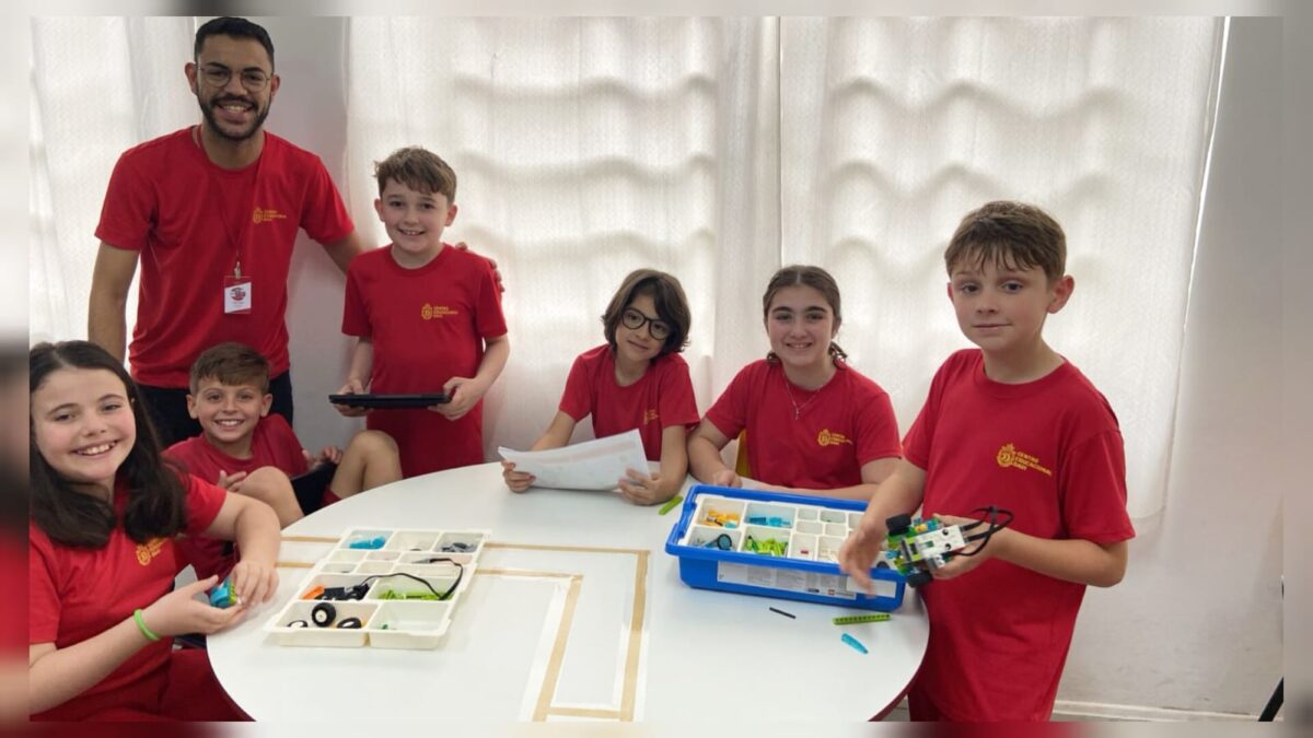 Centro Educacional Davi participa da etapa nacional do Robotics Experience