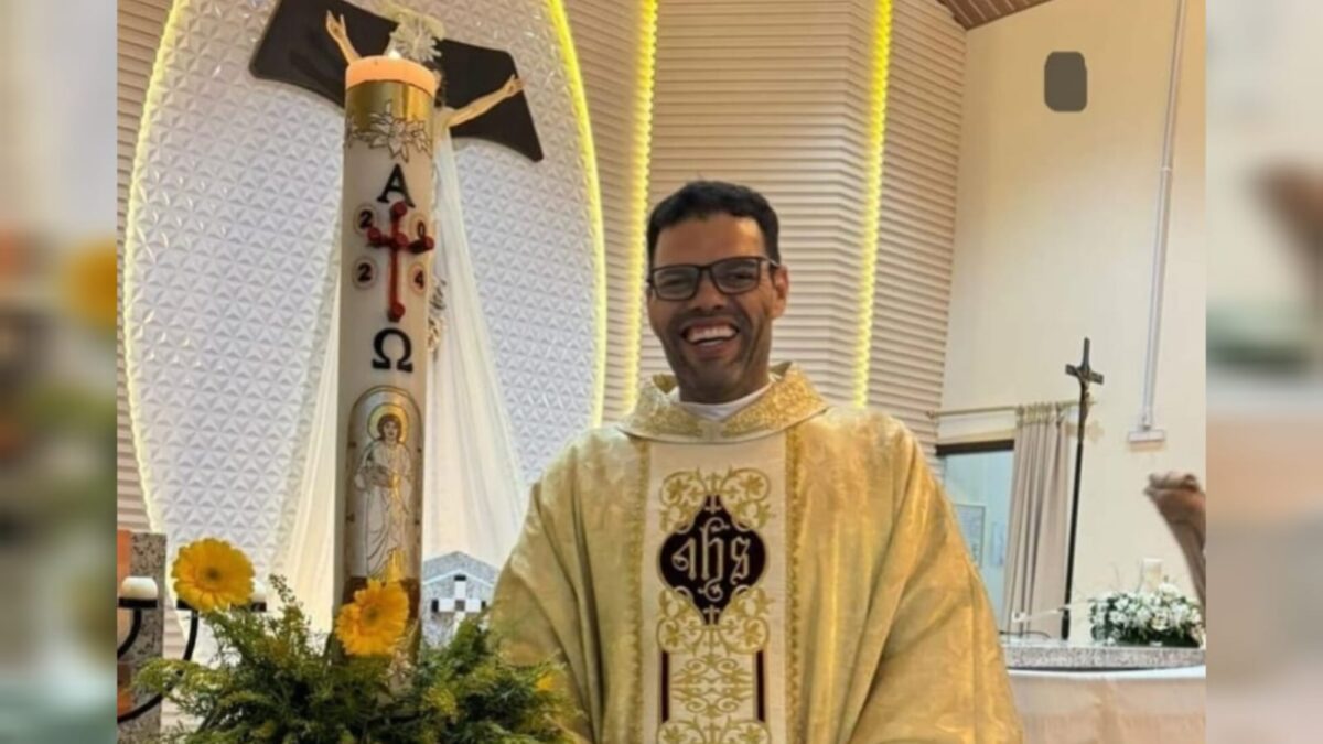 Grupo de oração Sagrada Face realiza missa carismática com Padre Anderson Rodrigues