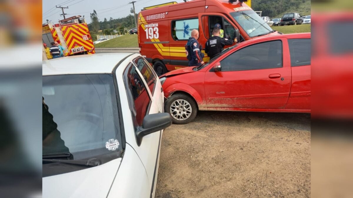 Bombeiros de Morro da Fumaça atendem motorista ferido em acidente na Genésio Mazon