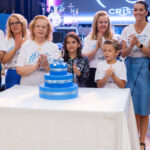 Cristal Embalagens celebra 25 anos de história e sorteia um carro 0km para os colaboradores