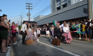 Beleza e originalidade marcam Desfile da Força Jovem Fumacense (FOTOS)