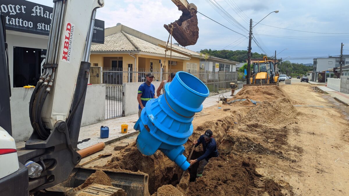 Com 25 obras em andamento, Secretaria de Infraestrutura pede atenção acerca das interdições