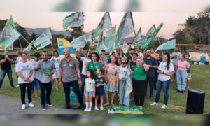 Ricardo Pacagnan e Rudi Guollo realizam caminhada em Estação Cocal