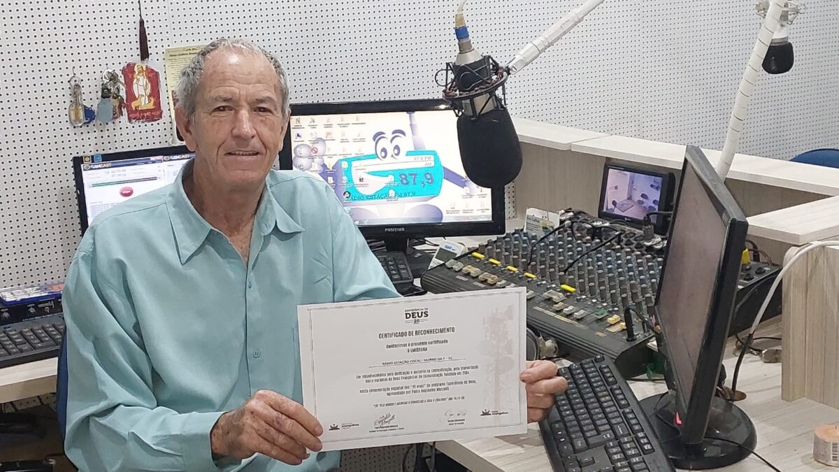 Rádio Estação Cocal é reconhecida por retransmitir programa de evangelização e fé