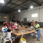 Associação de Moradores do Bairro Naspolini realiza entrega de brinquedos e balas