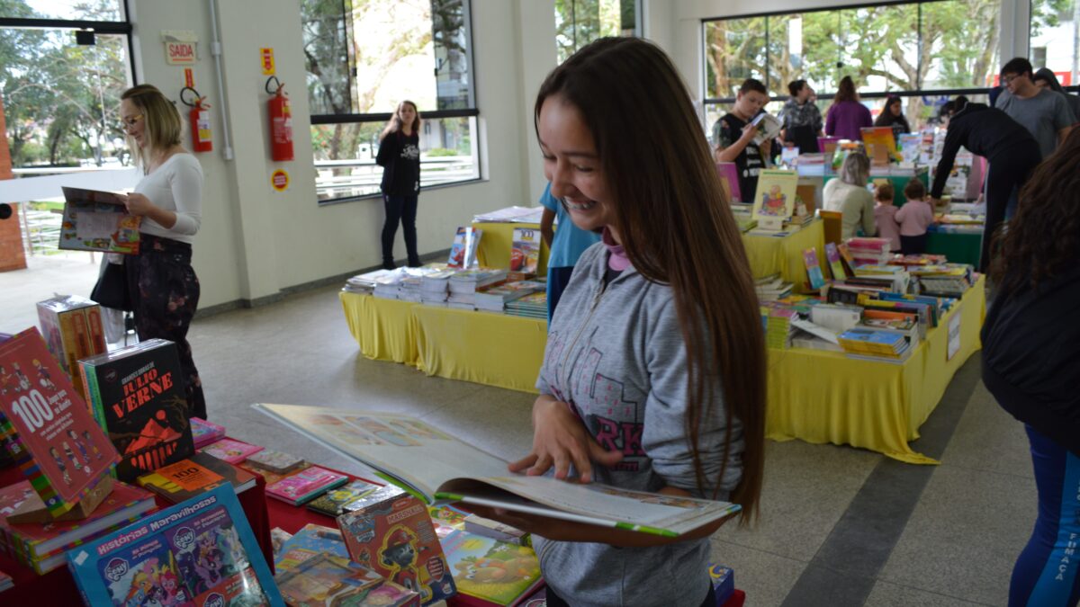 Secretaria de Educação divulga programação da VIII Feira do Livro e Cultura de Morro da Fumaça