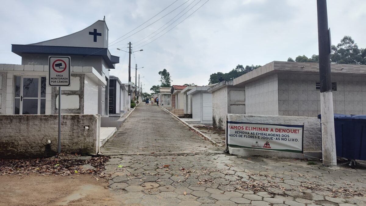 Governo fumacense define período para regularização de túmulos do Cemitério Municipal São Roque