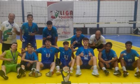 Equipe masculina sub-16 FME/Voa Vôlei de Morro da Fumaça é vice-campeã na Liga de Vôlei de SC