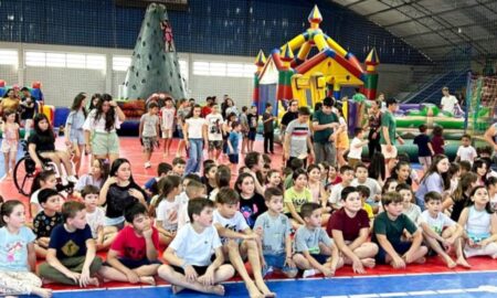 Festa da Família na Agenor Bortolatto encerra cronograma de encontros promovidos pelas escolas da Rede Municipal