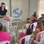 Gestantes participam de palestra da Associação Cantinho do Amor