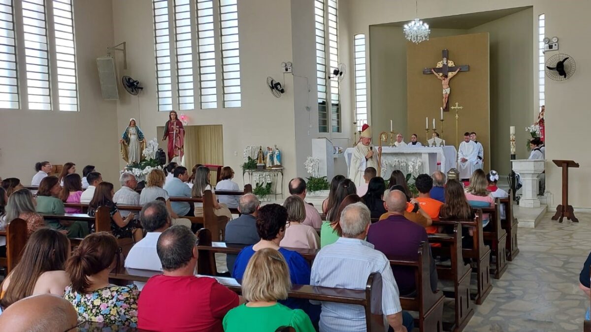 Festa em honra a Santa Catarina de Alexandria prossegue nesta segunda-feira