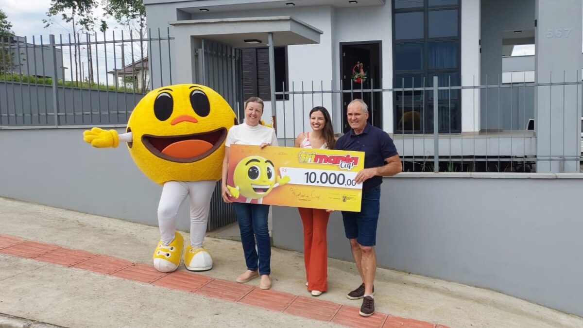 Moradora de Morro da Fumaça ganha R$10 mil na Trimania