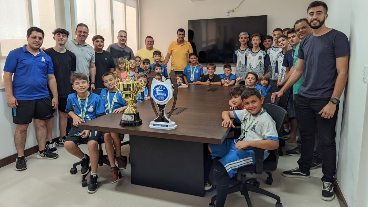 Escolinha de Futsal fumacense celebra conquistas consolidadas em 2024