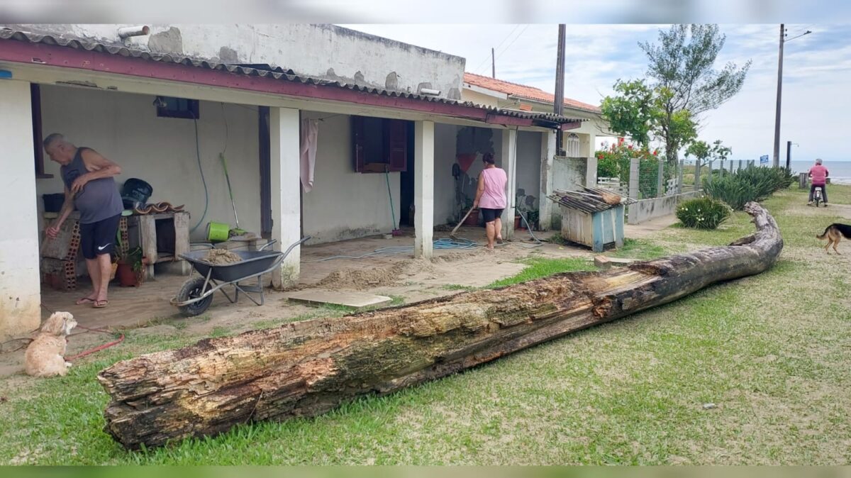 Tsunami meteorológico atingiu o Balneário Esplanada, explica climatologista