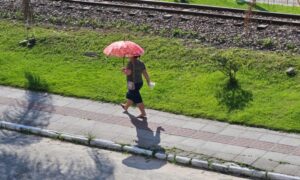 Santa Catarina enfrenta onda de calor e registra temperaturas extremas de quase 40°C