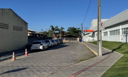 Mudança no trânsito: Rua de acesso à Escola Vicente Guollo terá sentido único a partir desta segunda-feira (17)